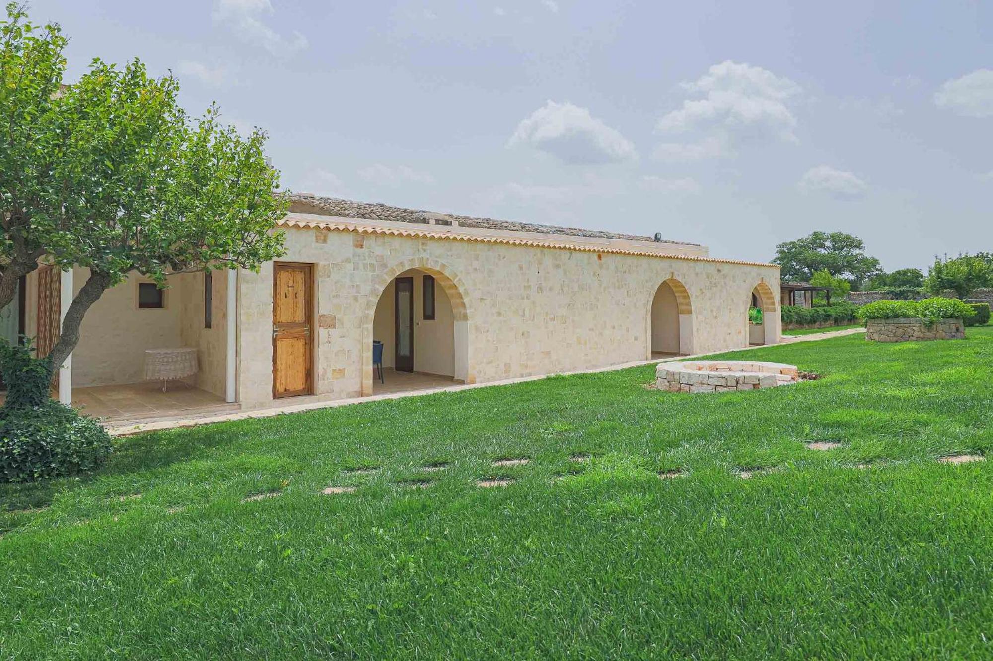 Masseria Casina Vitale Ceglie Messapica Exterior photo